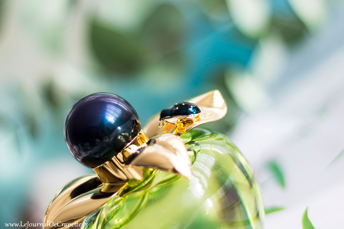 coccinelle detail cabochon parfum Bella